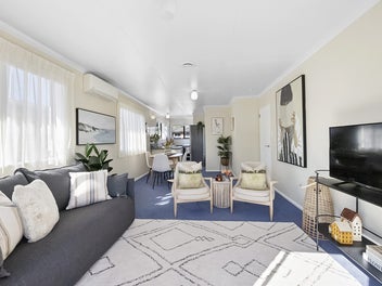 STRANDON, BRICK TOWNHOUSE