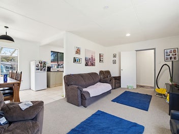 Three Bedroom Family or Terrific Rental