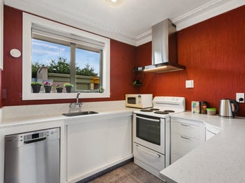 Private & Practical in Central Location