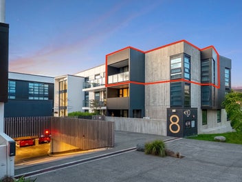 Perfect penthouse sun setter