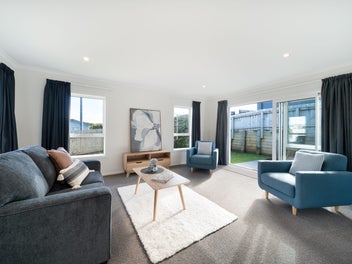 SUPER SUNNY & SINGLE LEVEL