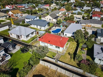 Smart buying on Waiwhetu road