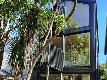 Image 1 of 21