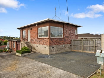 Act Fast - Renovated Double Westlake Zone!