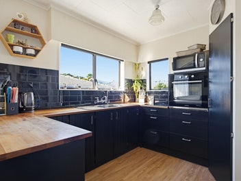 Your Private Stoke Retreat!