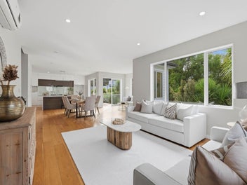 Spacious Family Living with Income Potential