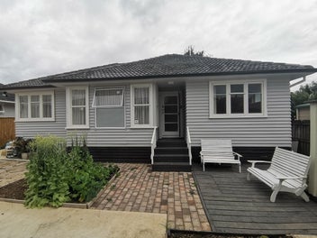 Image 1 of 10