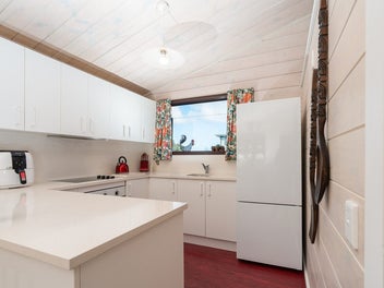 SUNNY CITY-FRINGE GEM IN NORTHLAND