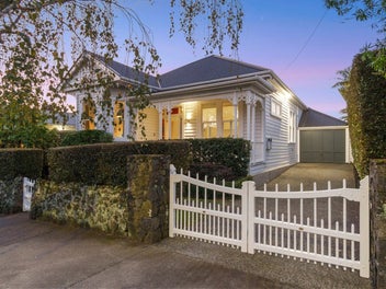 Stylish Pedigree, Sensational Family Living