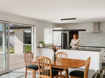 Modern Living, Frimley Style