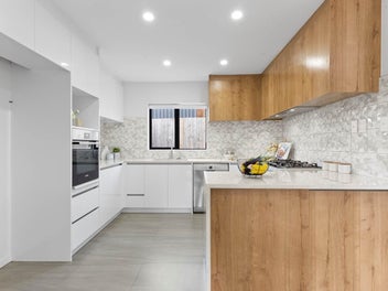 Standalone Living - Royal Oak Fringe