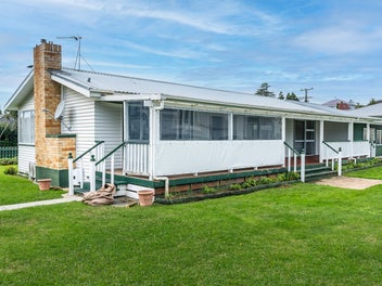 Image 1 of 30