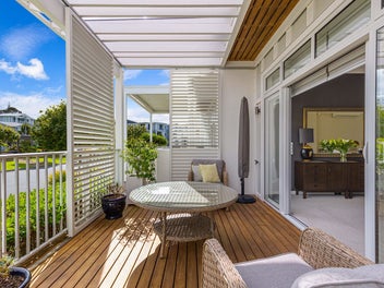 LOCATION LOCATION... AND LIFESTYLE