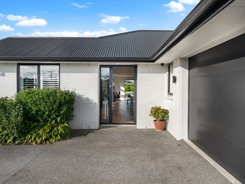 Overseas Vendor Cashing Out Of NZ