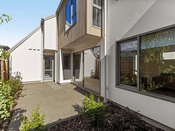 Harman Haven, Beside Hagley