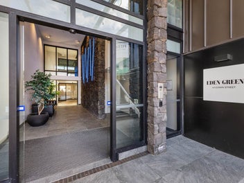 Boutique Eden Green: Views, Location, Lifestyle