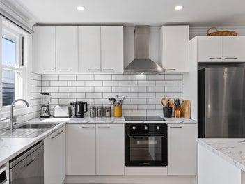 Easy living in a 1950s classic