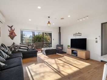 A Rare First Home Buyer Opportunity!