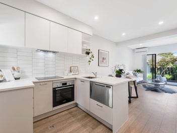 Perfect first home in prime Botany location