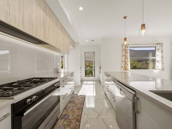 5 Bedroom + Flexible Dual Living Potential