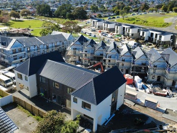 Parkside Living | 2-3 Beds | Premium Spec