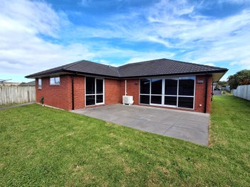 COME OUT ON TOP AT TIKIPUNGA