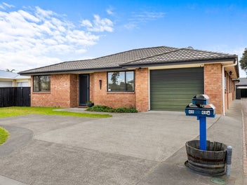 Comfort, Space & a Location to Love!