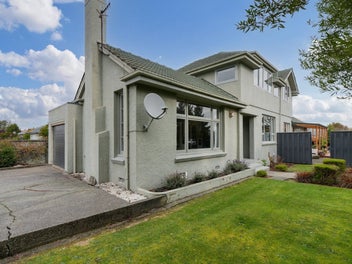 Spread out, settle in, stay awhile!