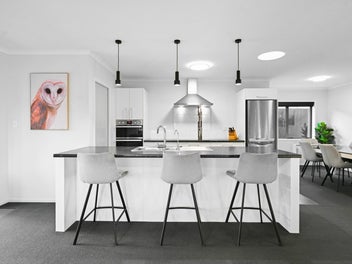 2013 Brick & Tile - Comfort Meets Style