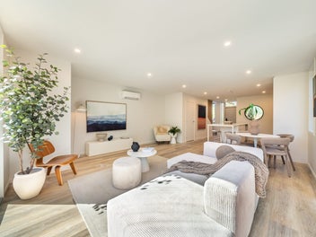 A Private Pocket in Woburn - 3 Bedrooms & Parking