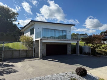 Image 1 of 28
