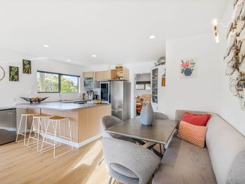 Coastal Comfort Meets Everyday Convenience