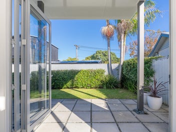 Pocket-Rocket: Magic View Maungawhau!
