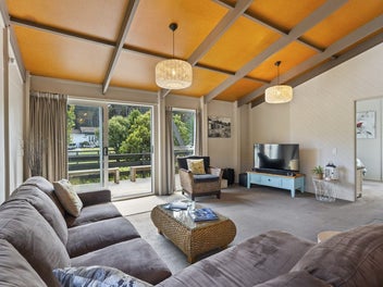 Vendors Want Action - Spacious, Sunny & Ready Now!