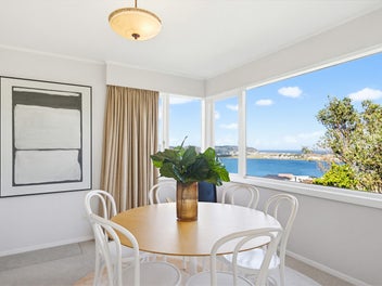 A Splendid 60's Sweetheart