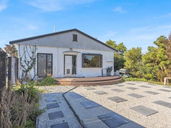 Quiet Street, Big Opportunity!