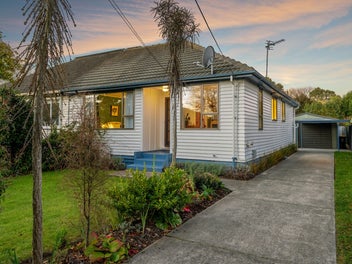 Final Week, Owners Want This Sold!