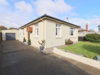 Smart Start or Savvy Investment on Conon Street!