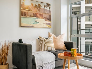 Volt 2-Bedroom Bank-Friendly