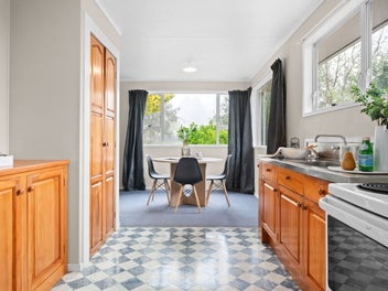 Quiet Cul-De-Sac Living