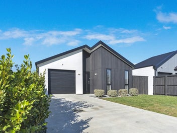 Overseas Move Forces Sale - This One Won't Wait