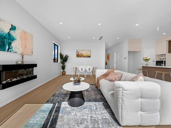Sharp Price , Brand New Modern Living