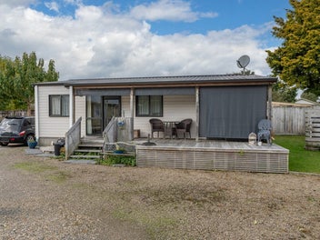 Double Whammy: Two dwellings on One Title