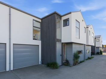 Smart Location - Boys & Girls High School Zone