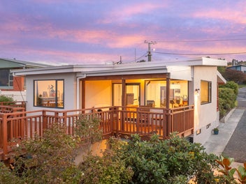 Sea & sun & serenity