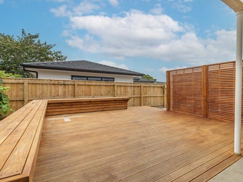 Stylish, Spacious & Fully Renovated!