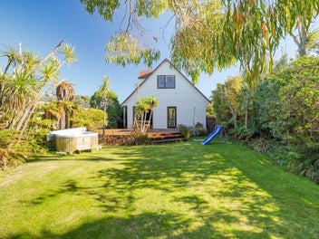 Where Coastal Comfort Meets Family Living