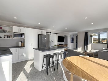 Clear instructions - this property must sell