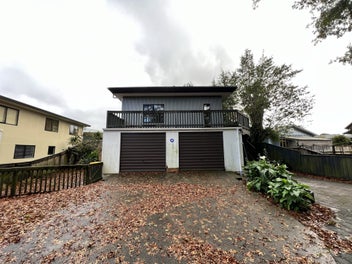 Image 1 of 20