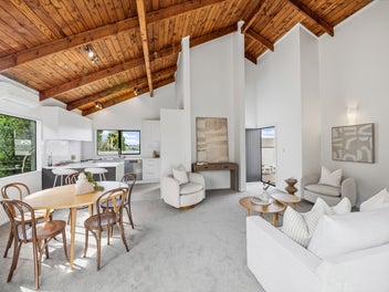 Spacious, Sunny & Superbly Located